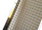 Dekorasi Lubang Persegi Jenis Pegangan Balustrade Weave Mesh Dengan Bingkai Warna Emas