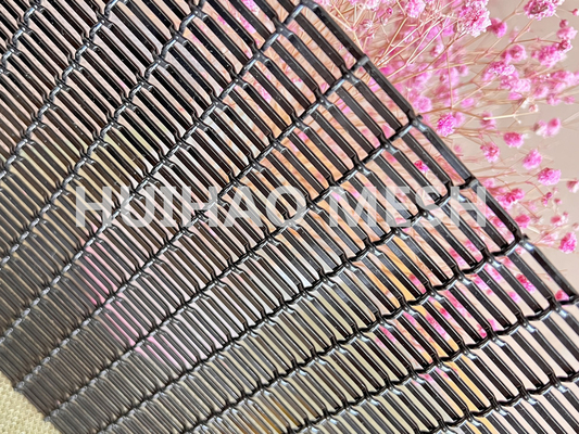 Penutup Dinding Desain 1.5mm Arsitektur Tenunan Wire Mesh Pvdf Warna Hitam Aluminium